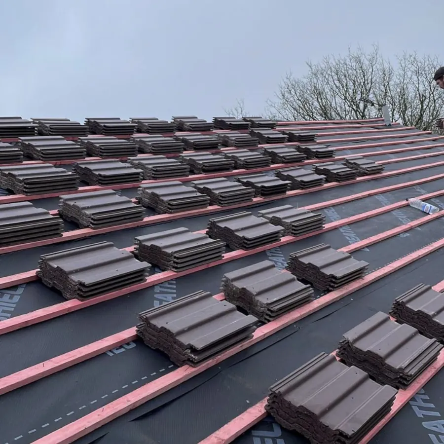 tile roof being layed